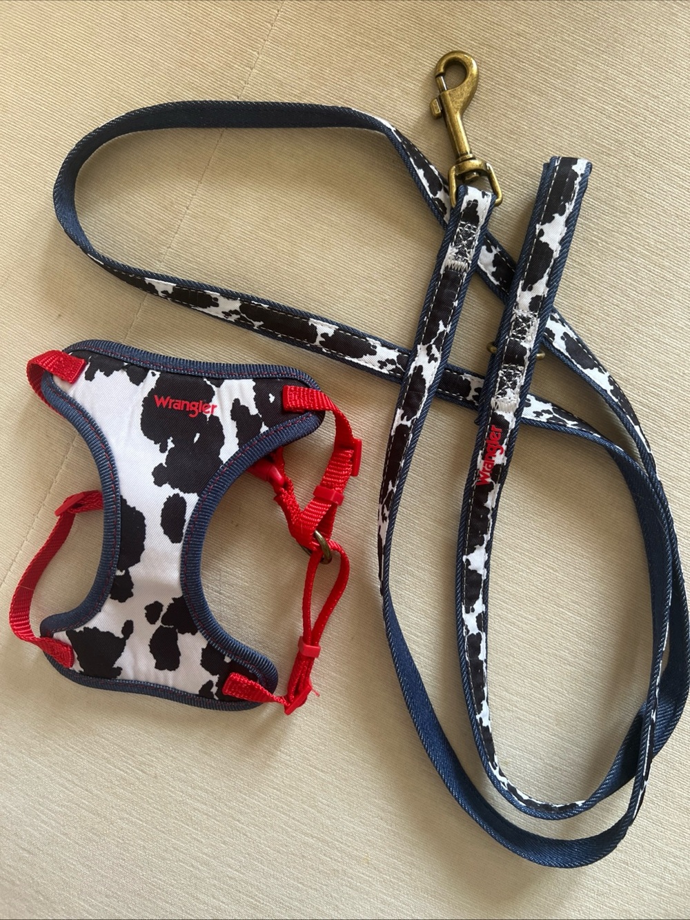 Wrangler Cow Print Dog Harness & Leash Set, Size XS